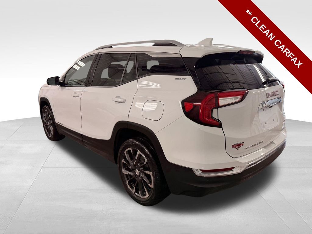 Used 2023 GMC Terrain SLT AWD/4WD image 3