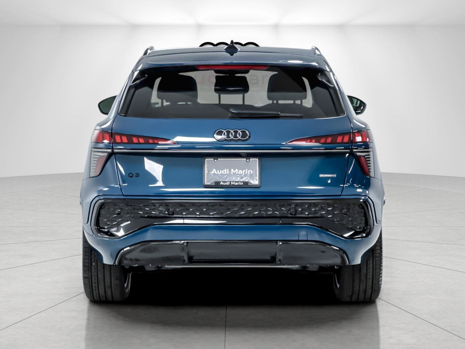 New 2026 Audi Q3 quattro 2.0T AWD/4WD image 4