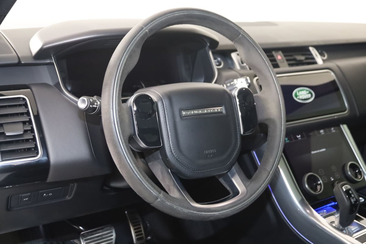 Used 2020 Land Rover Range Rover Sport HST AWD/4WD image 6