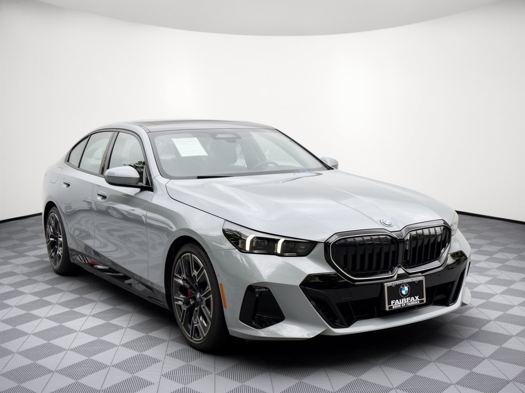Certified 2024 BMW i5 eDrive40i w/ M Sport Package RWD image 2