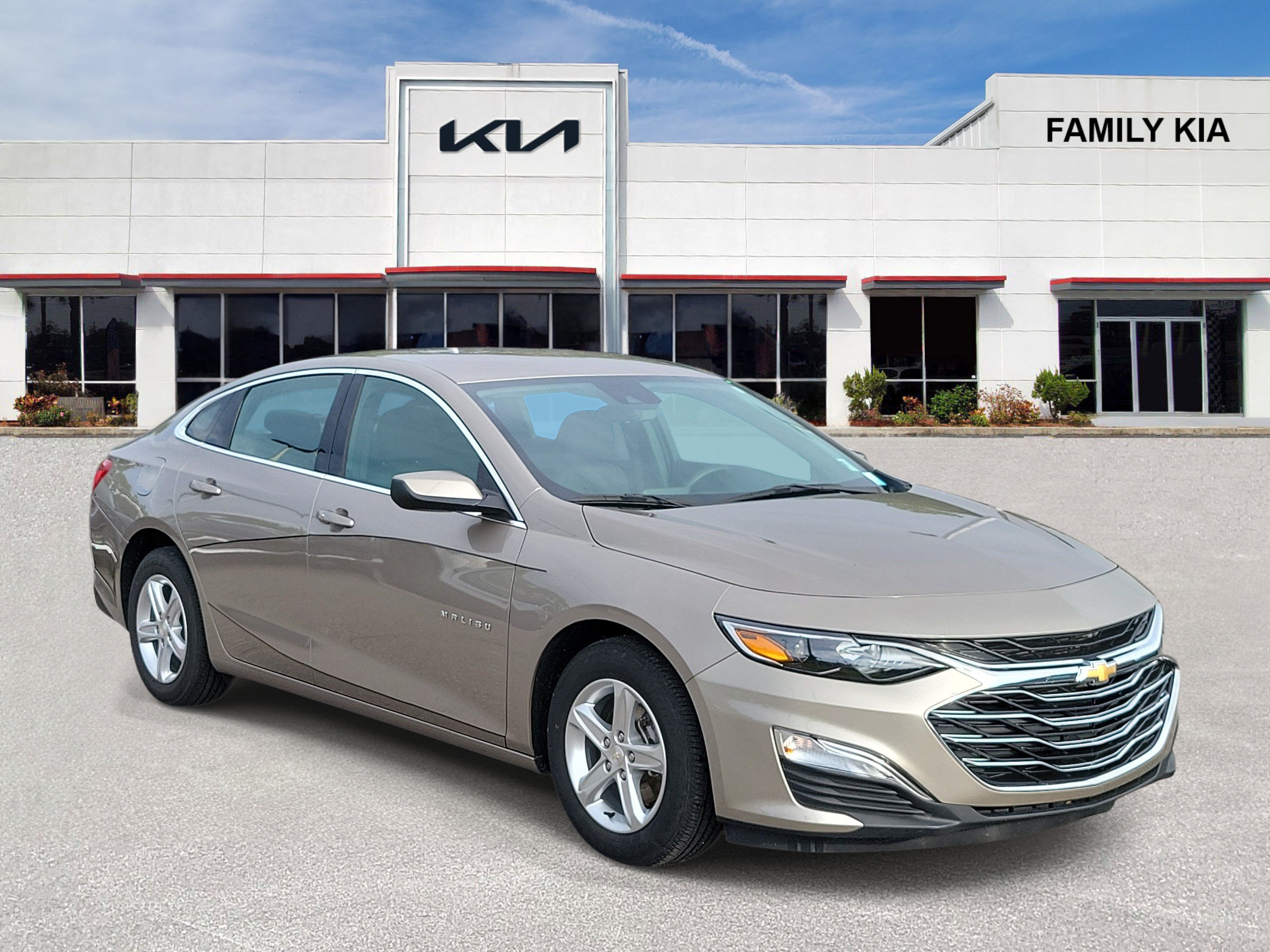 Used 2024 Chevrolet Malibu LS FWD image 1