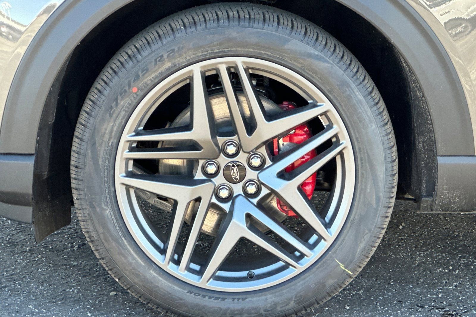 New 2026 Ford Explorer ST-Line w/ ST-Line Street Pack image 26