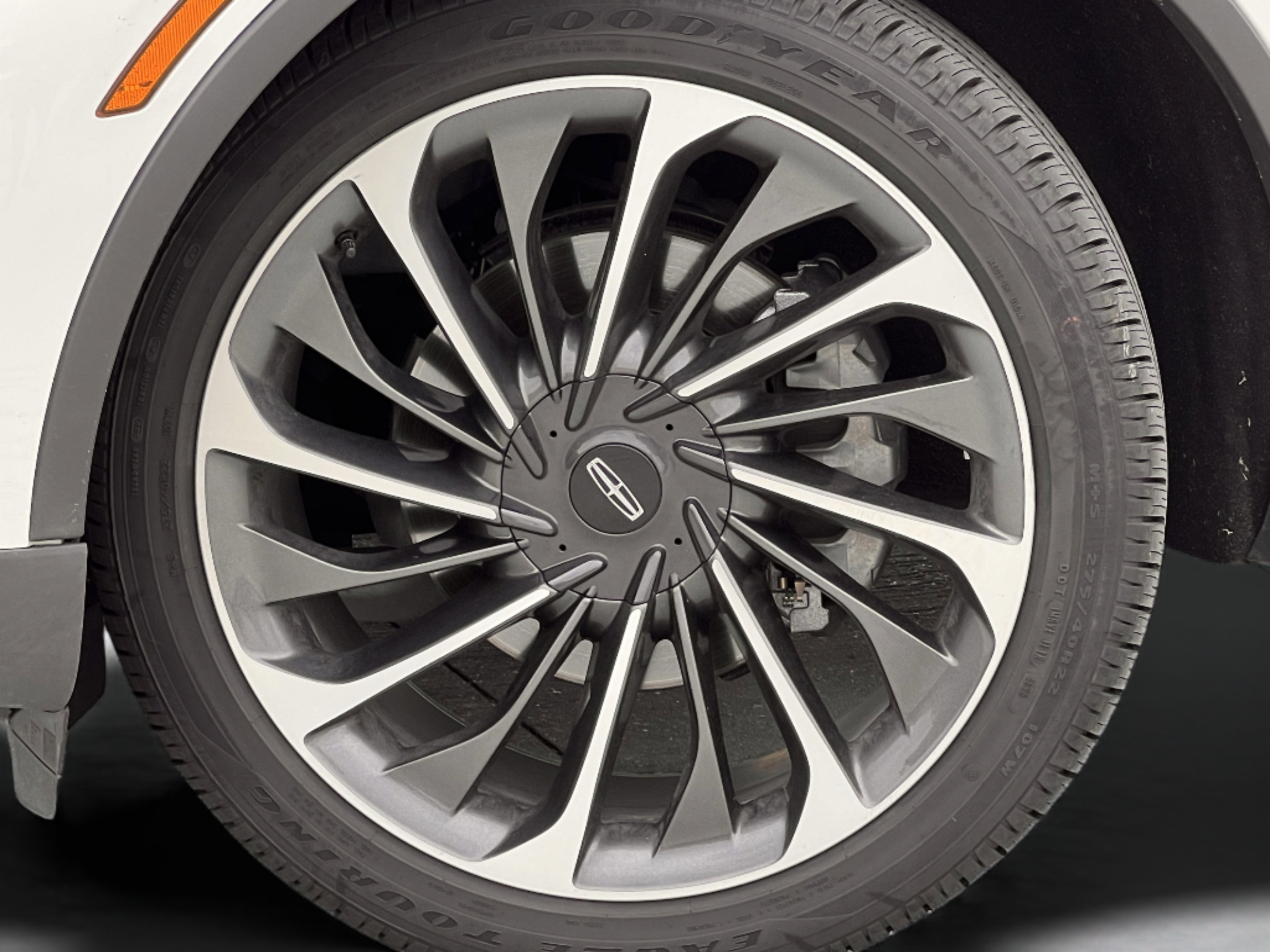 New 2026 Lincoln Aviator Reserve AWD/4WD image 37