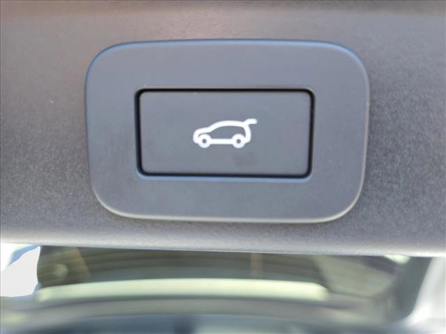 New 2026 Jaguar F-PACE R-Dynamic S image 10