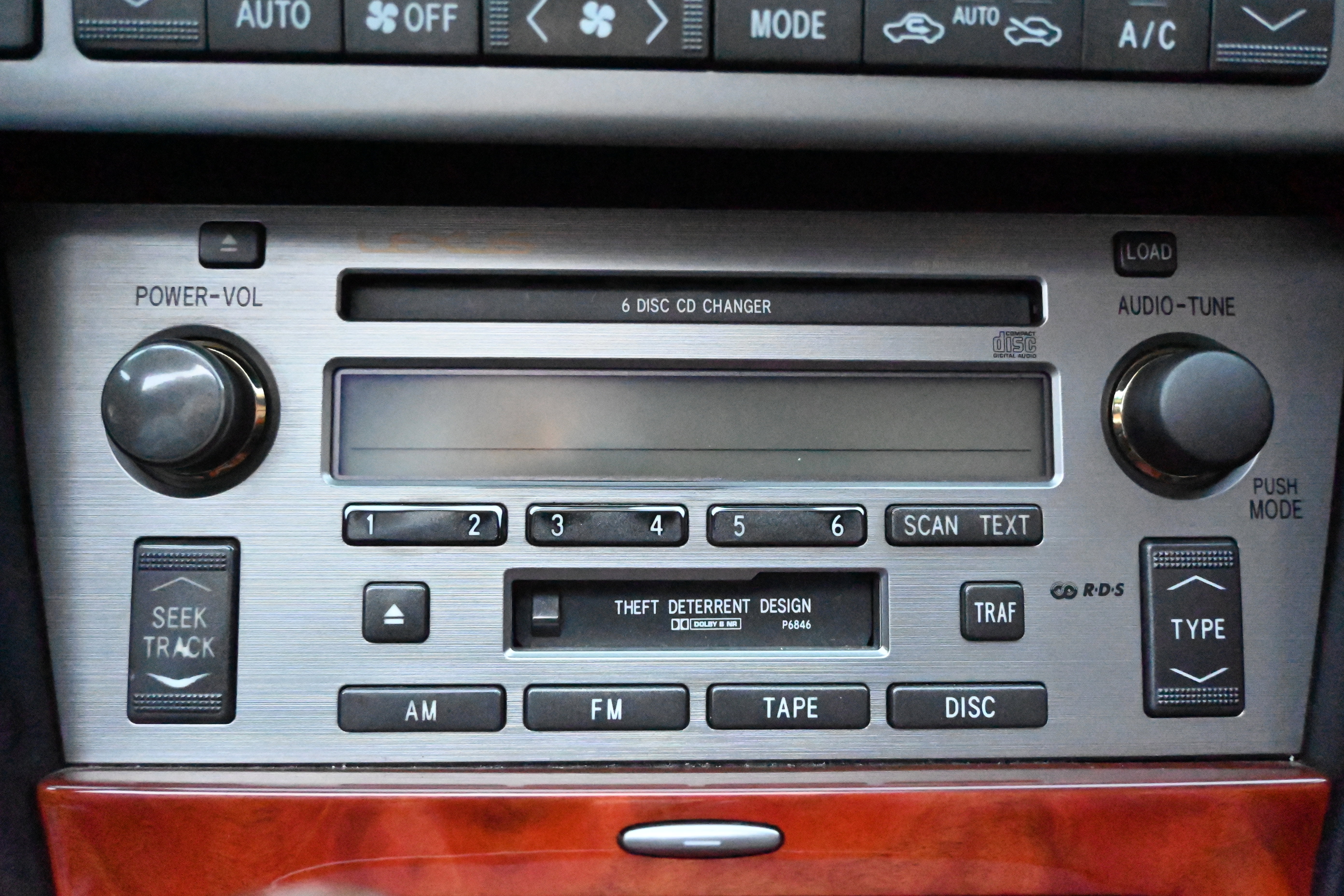 Used 2005 Lexus SC 430 Convertible image 51