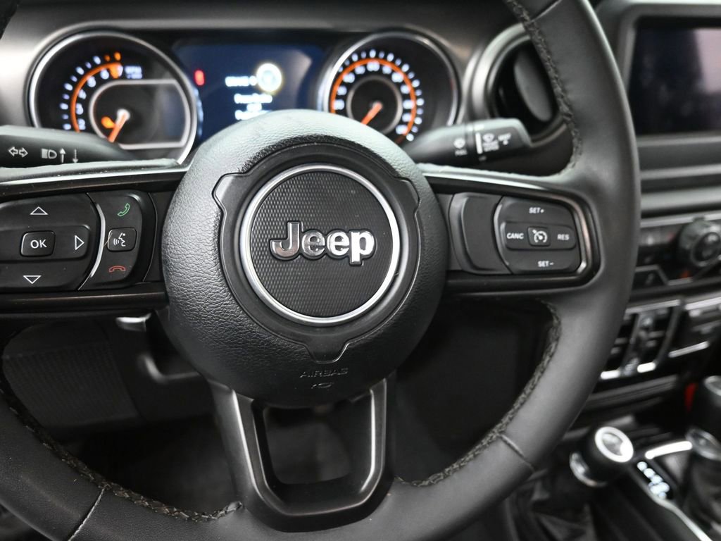 Used 2023 Jeep Gladiator Willys image 14