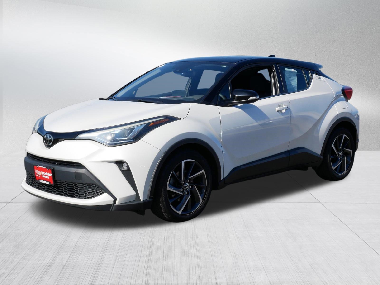 Certified 2020 Toyota C-HR Limited FWD image 3