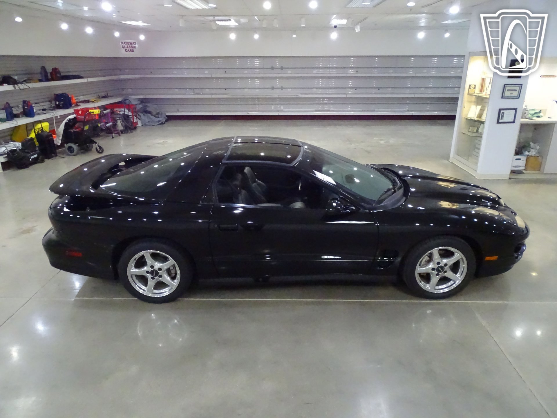 Used 1999 Pontiac Firebird Formula RWD image 17