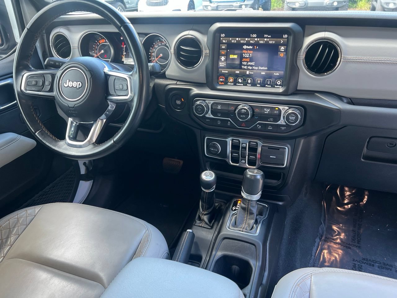 Used 2022 Jeep Gladiator Overland AWD/4WD image 24
