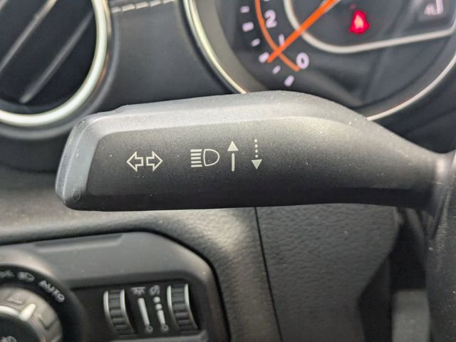 Used 2021 Jeep Wrangler Unlimited Sahara AWD/4WD image 29