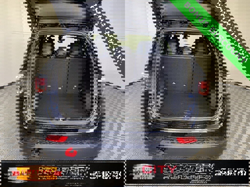 New 2026 Jeep Compass Trailhawk image 28