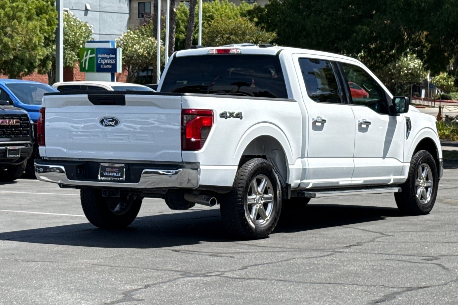 Used 2025 Ford F150 XLT w/ Equipment Group 301A Standard AWD/4WD image 5