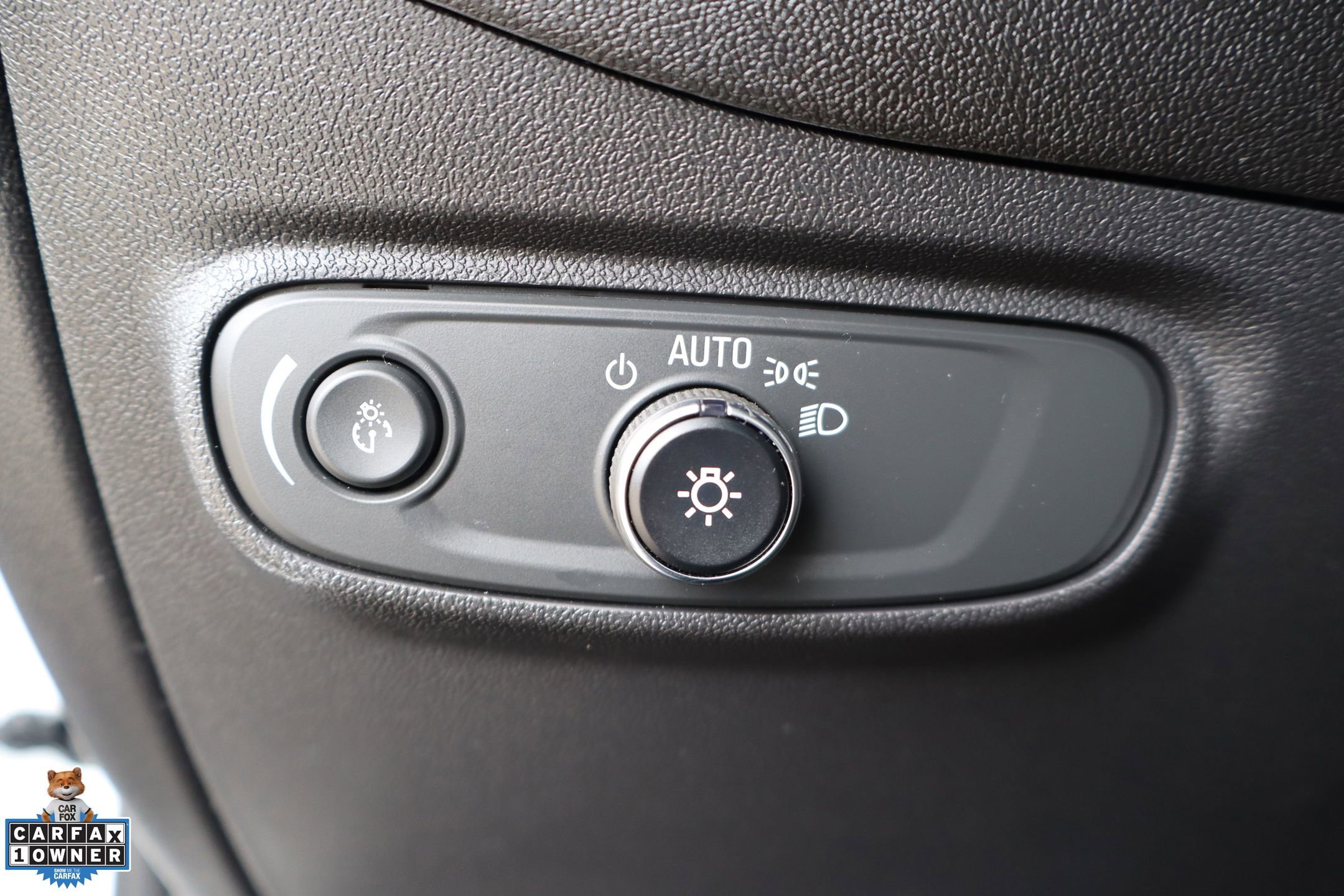Used 2024 Chevrolet Equinox RS w/ RS Leather Package FWD image 15