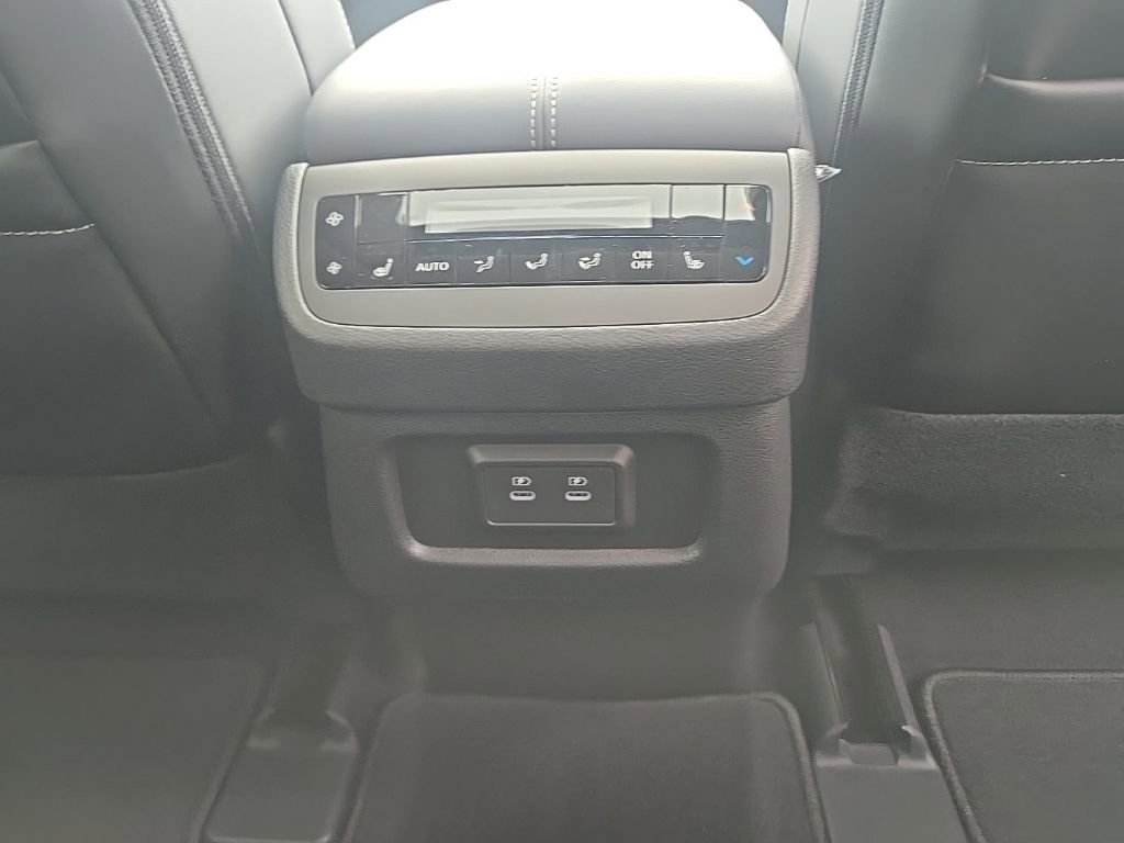 New 2026 Nissan Pathfinder SL image 31