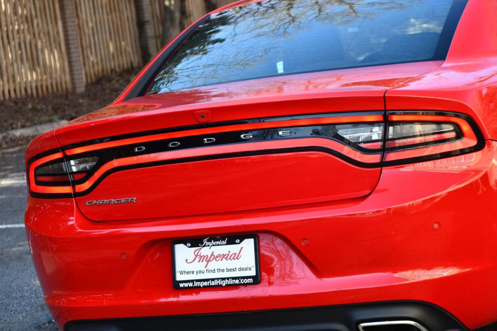 Used 2022 Dodge Charger SXT image 8