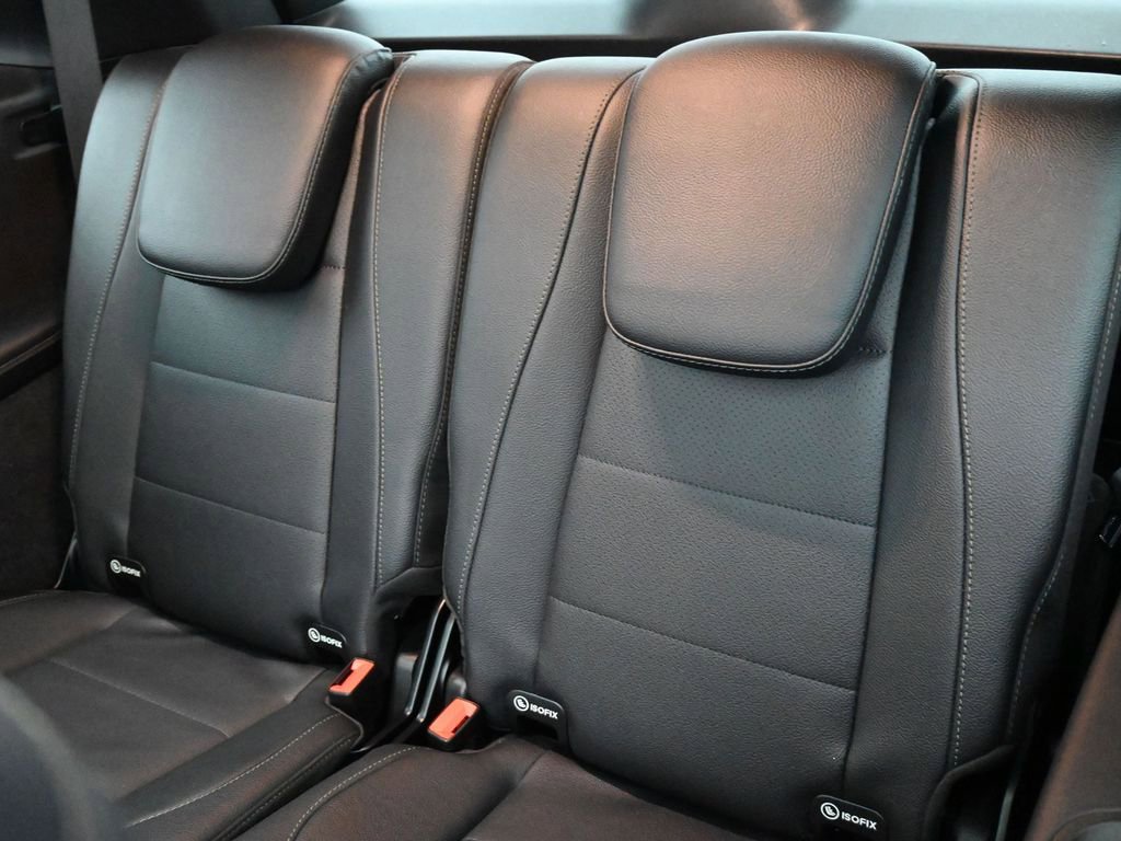Used 2023 Mercedes-Benz GLS 450 4MATIC image 22