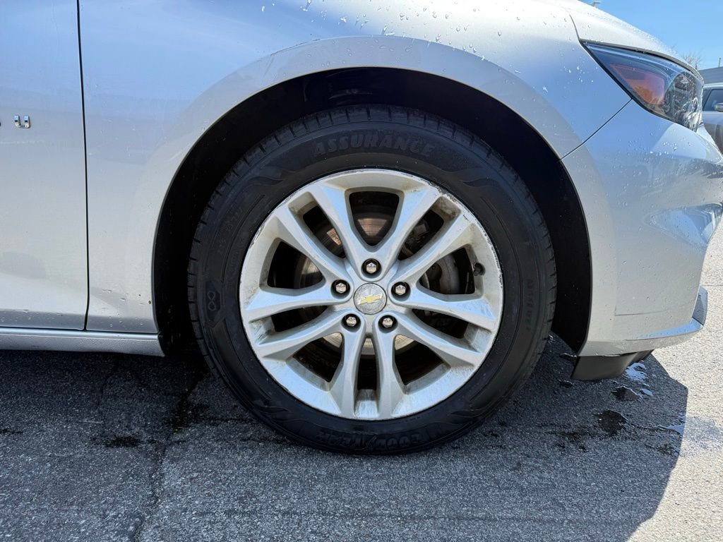 Used 2018 Chevrolet Malibu LT FWD image 26