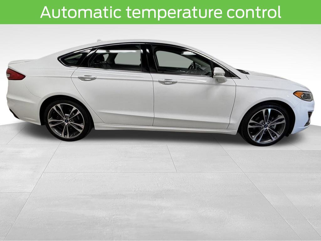Used 2019 Ford Fusion Titanium AWD/4WD image 10