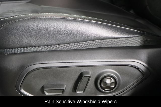 Used 2025 Jeep Grand Cherokee Altitude AWD/4WD image 23
