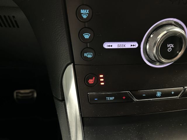 Used 2020 Ford Edge ST image 30