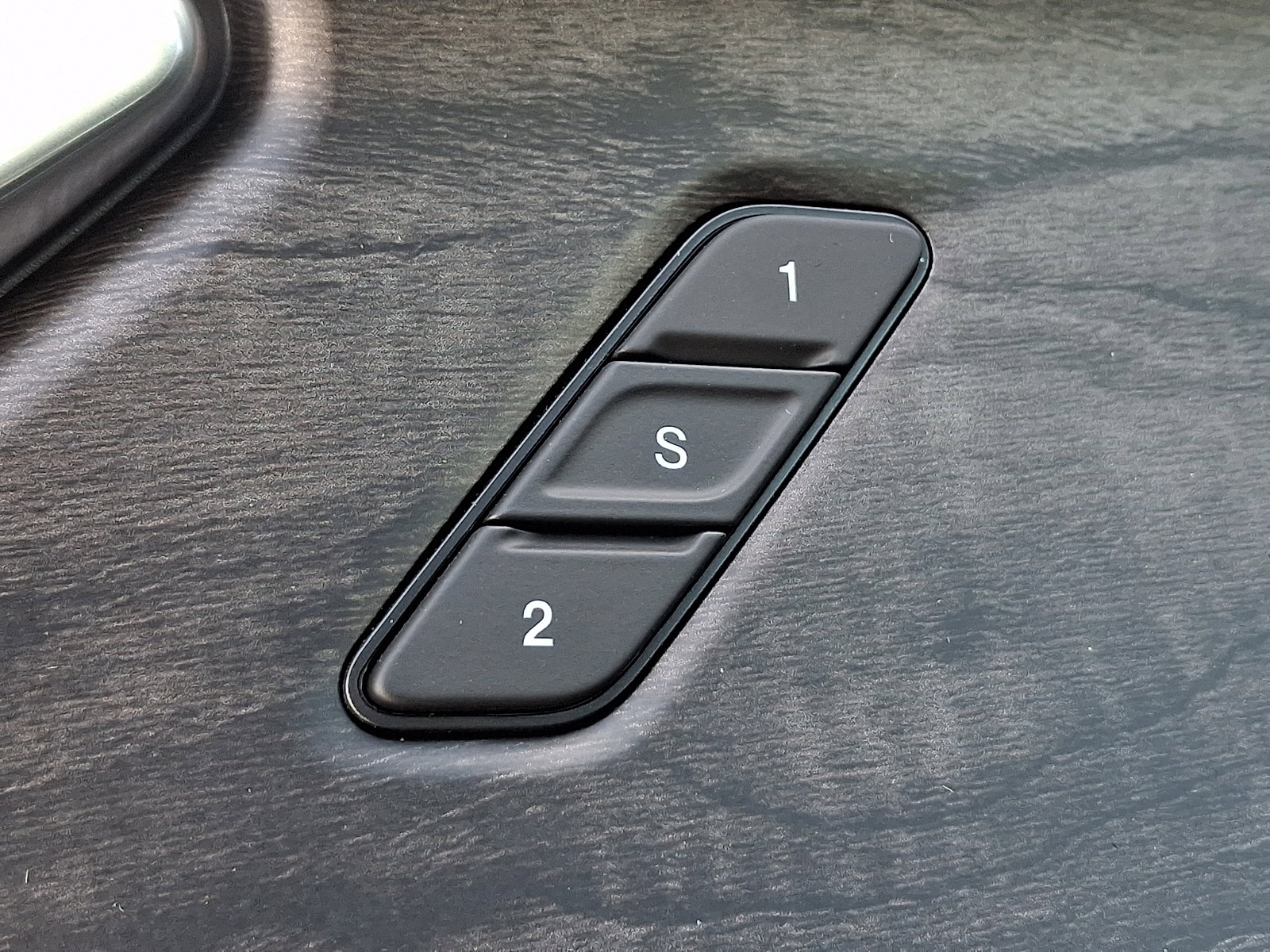 New 2026 Jeep Grand Cherokee Limited image 15