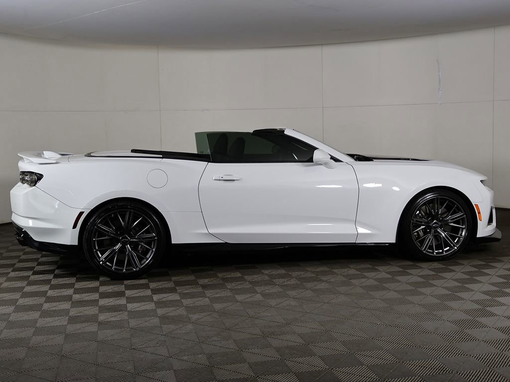 Used 2023 Chevrolet Camaro ZL1 RWD image 15
