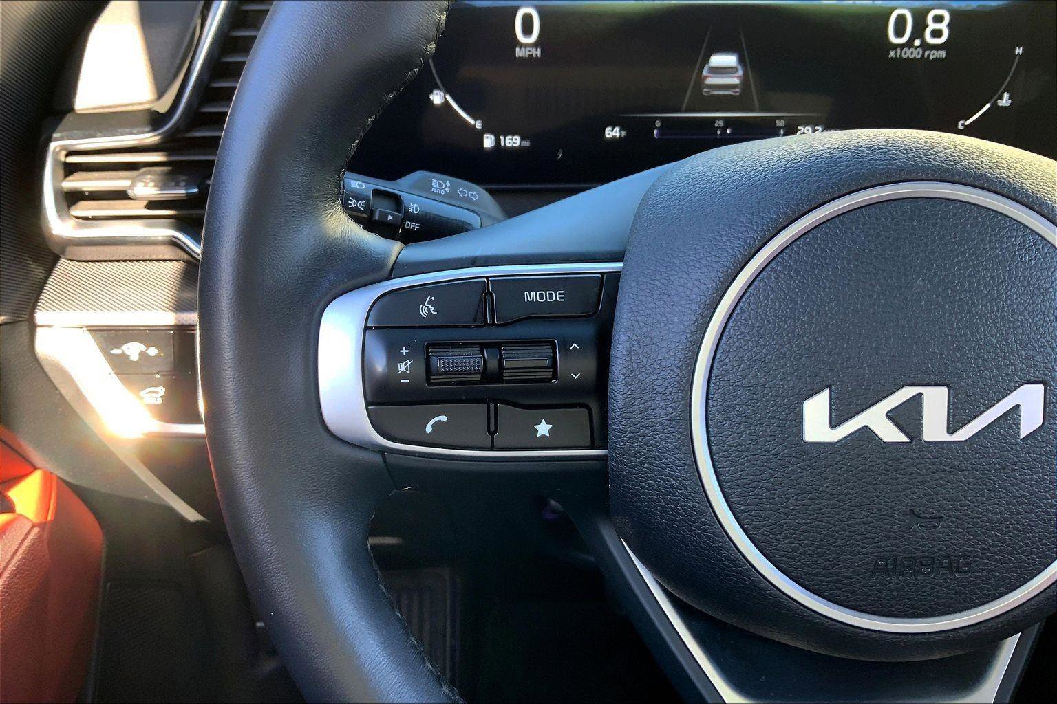 Used 2024 Kia Sportage SX image 16