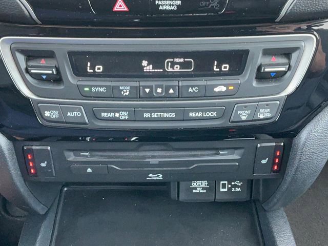 Used 2022 Honda Pilot Touring image 25