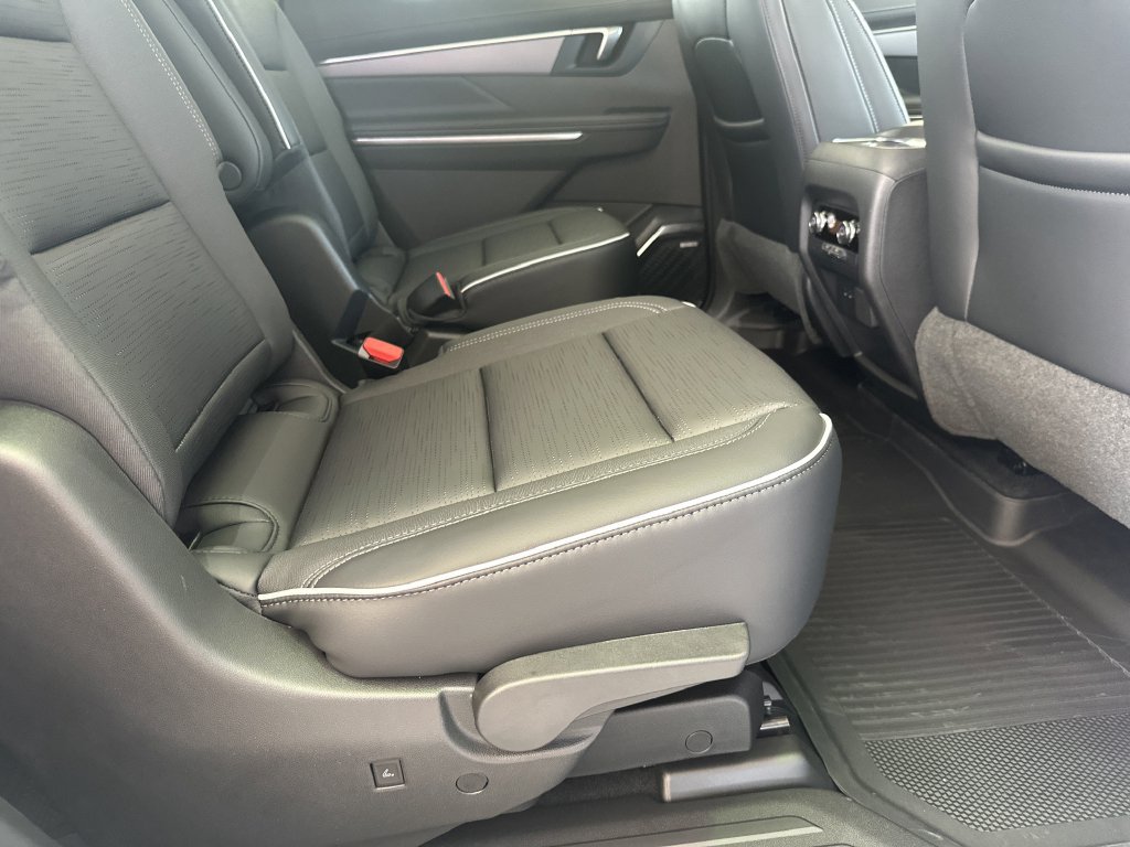 New 2026 Buick Enclave Sport Touring w/ Power Package FWD image 40
