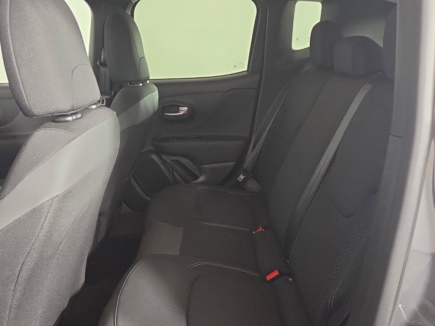 Used 2023 Jeep Renegade Latitude w/ Premium Group AWD/4WD image 23