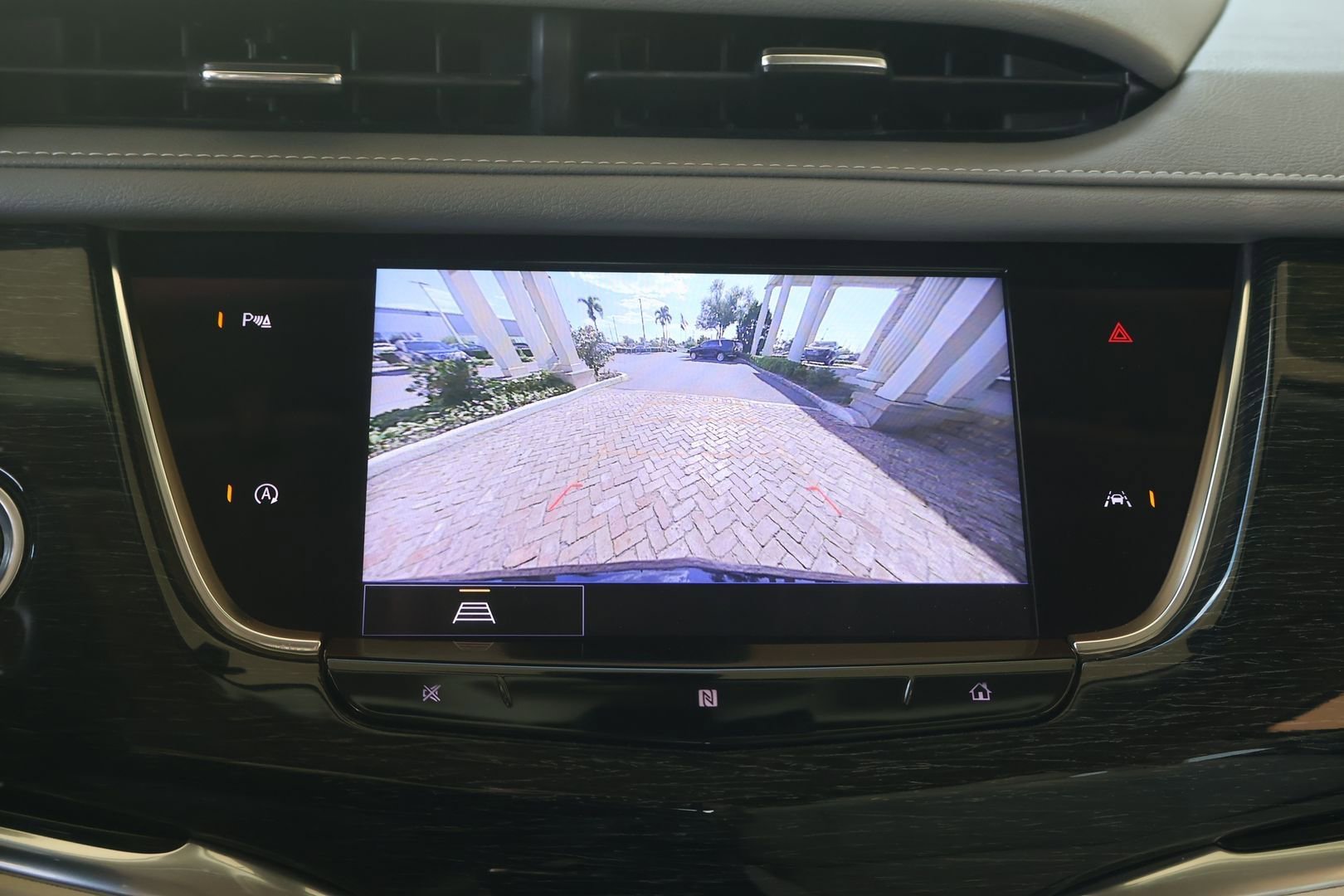 Used 2021 Cadillac XT6 Premium Luxury FWD image 27