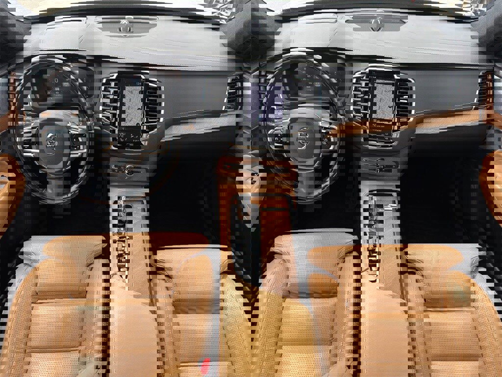 Used 2019 Volvo XC90 T8 Inscription w/ Luxury Package image 27