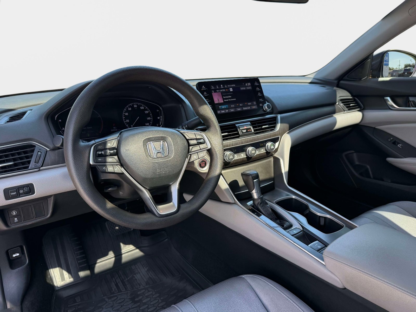 Used 2020 Honda Accord EX image 15