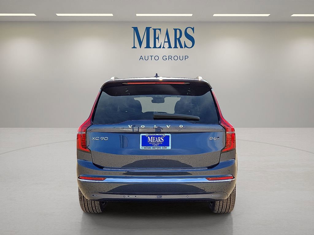New 2026 Volvo XC90 B6 Plus w/ Protection Package Premier image 4