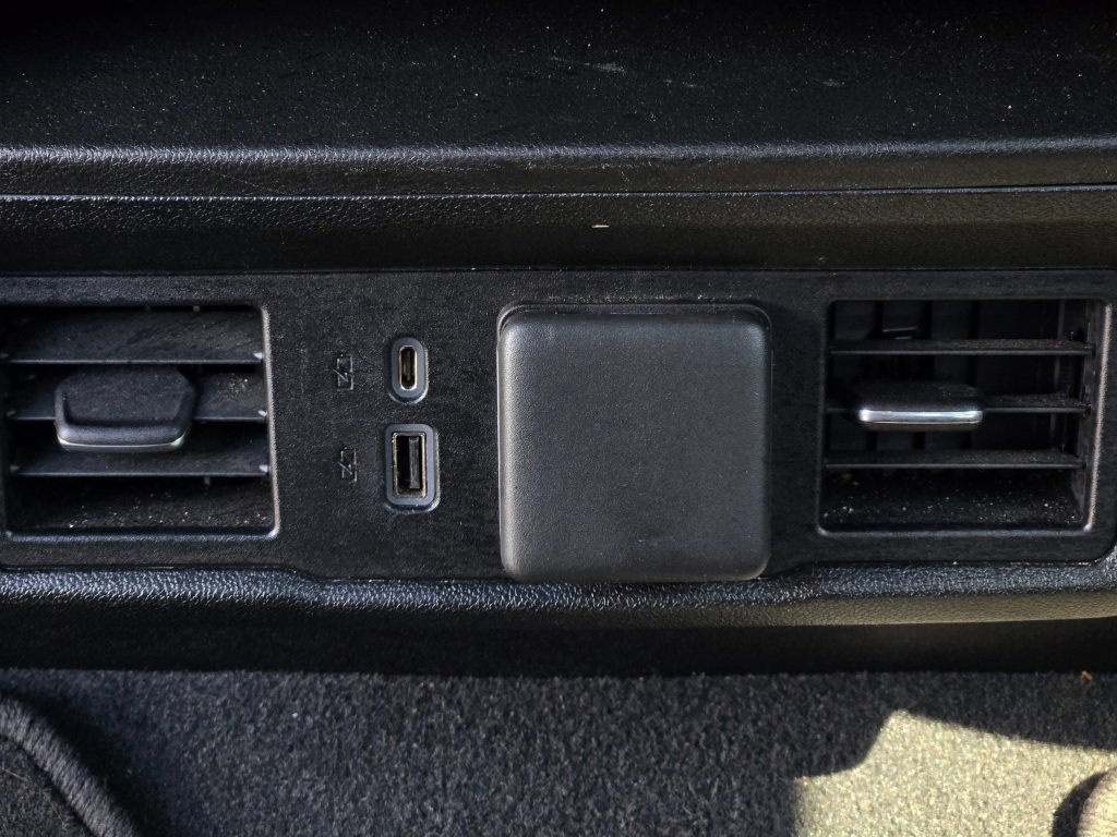 Used 2024 GMC Sierra 1500 SLT image 18