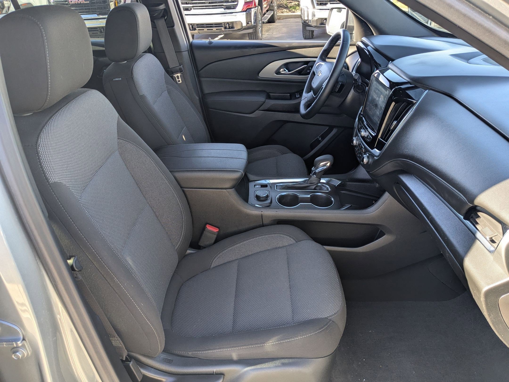 Certified 2023 Chevrolet Traverse LT image 29