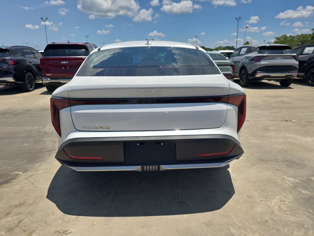 New 2026 Kia K4 FWD image 7