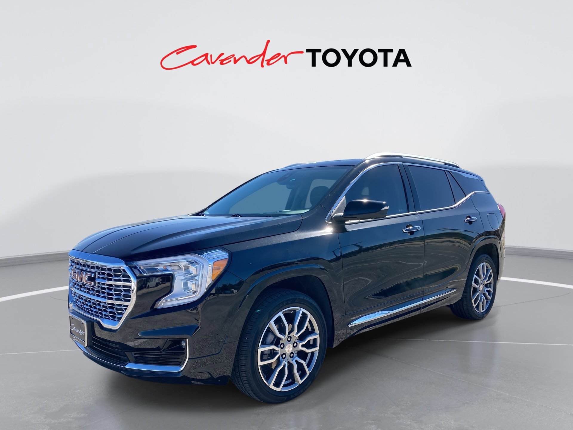 Used 2024 GMC Terrain Denali w/ Denali Premium Package