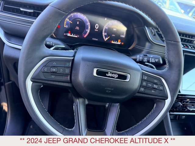 Certified 2024 Jeep Grand Cherokee Altitude AWD/4WD image 19