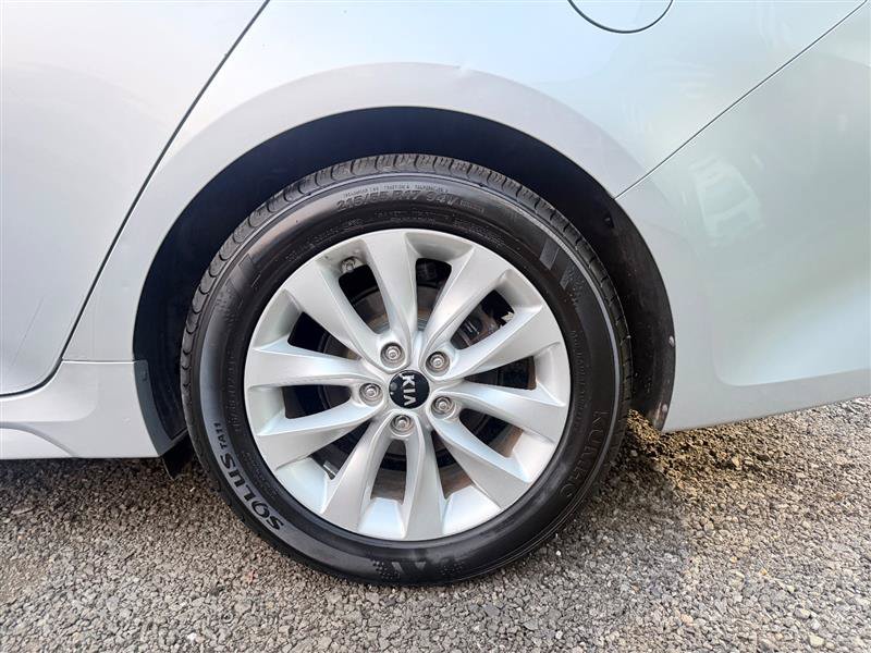 Used 2016 Kia Optima LX FWD image 9