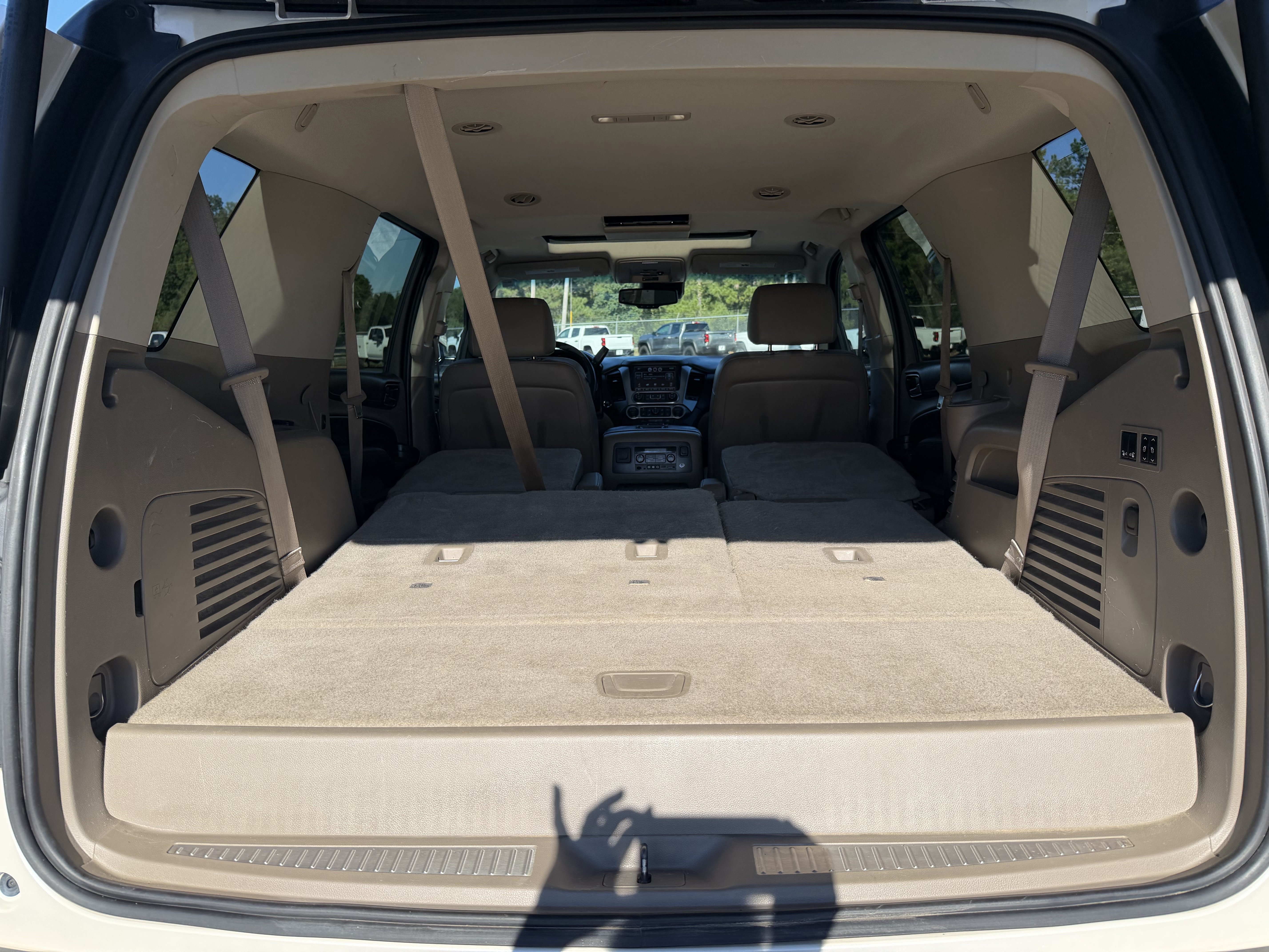 Used 2015 Chevrolet Tahoe LTZ RWD image 13