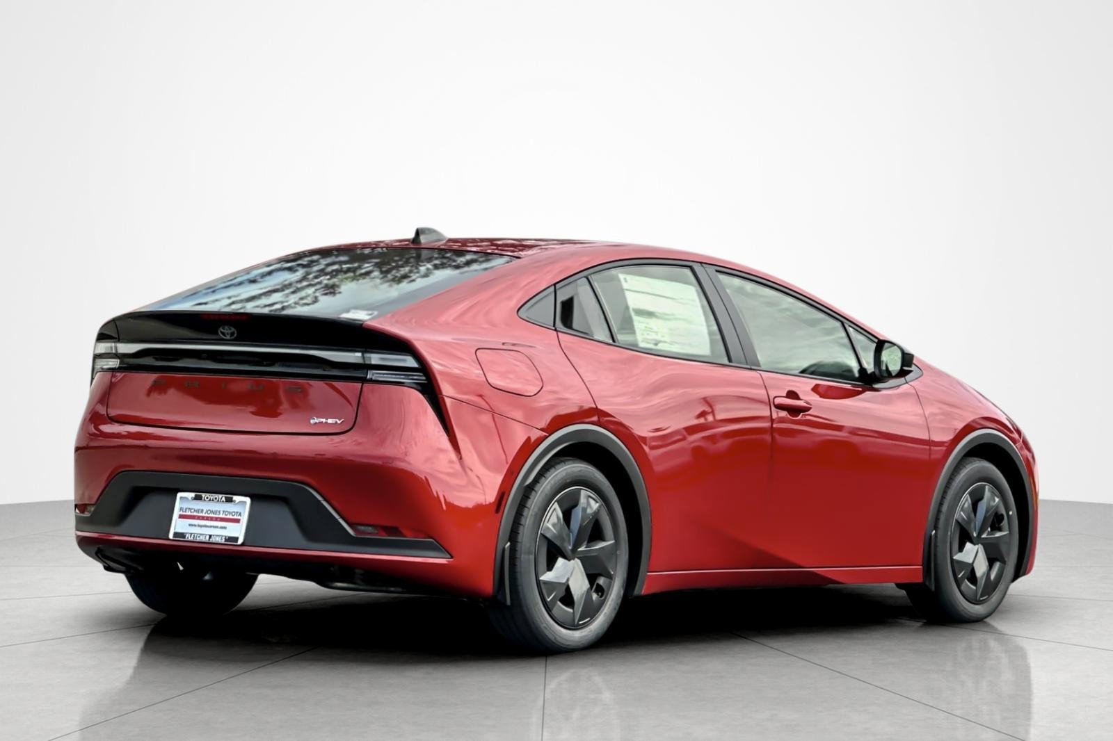 New 2026 Toyota Prius Plug-In Hybrid image 5
