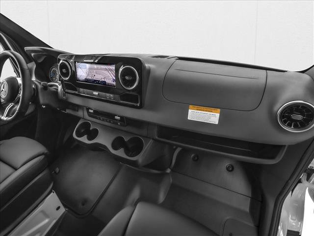 New 2025 Mercedes-Benz eSprinter 170 Cargo image 9