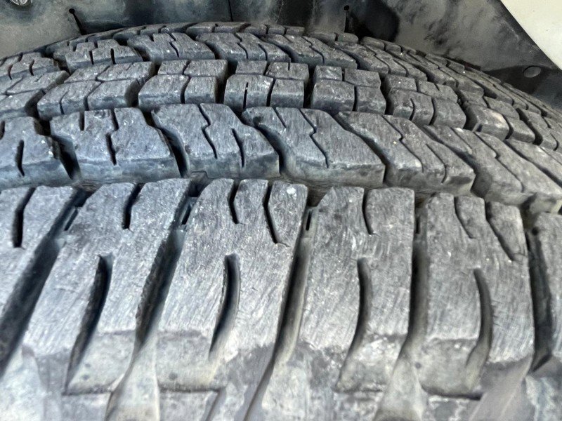 Used 2010 Chevrolet Express 1500 image 17