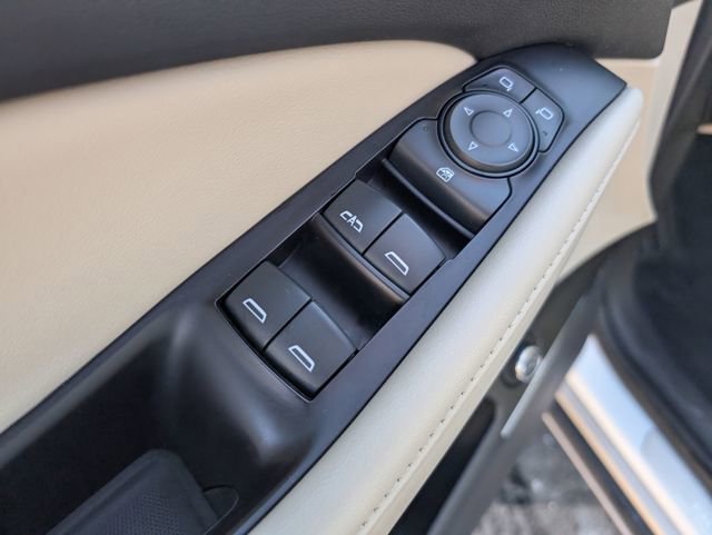 Used 2020 Buick Enclave Essence image 15