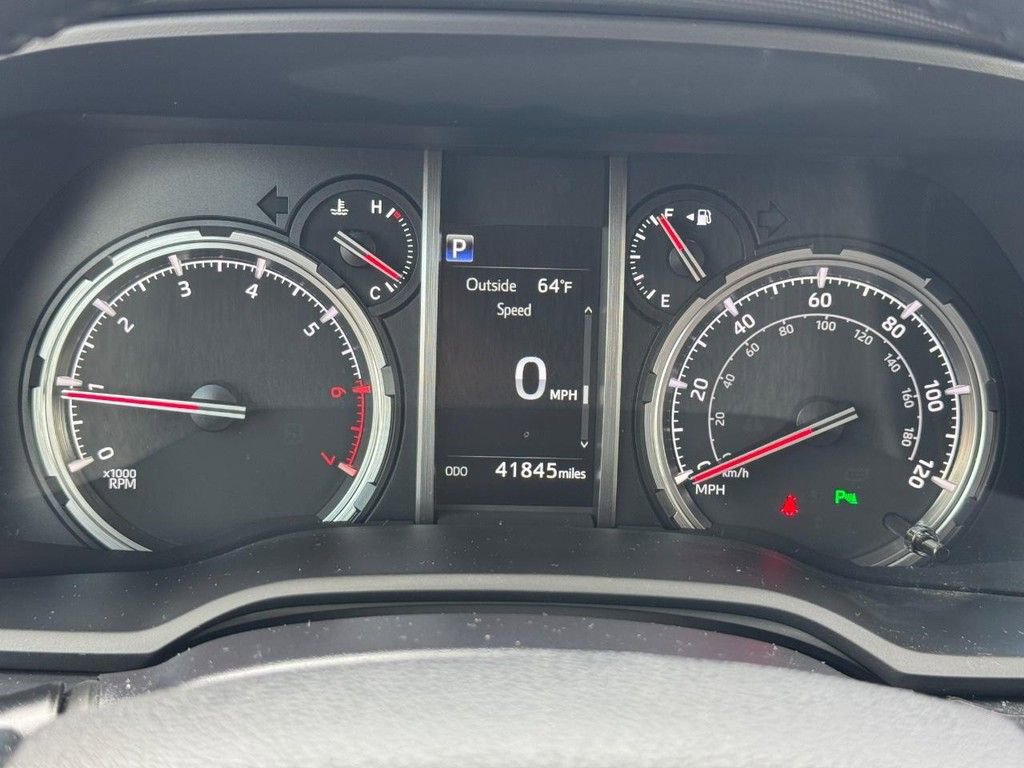 Used 2023 Toyota 4Runner Limited AWD/4WD image 21