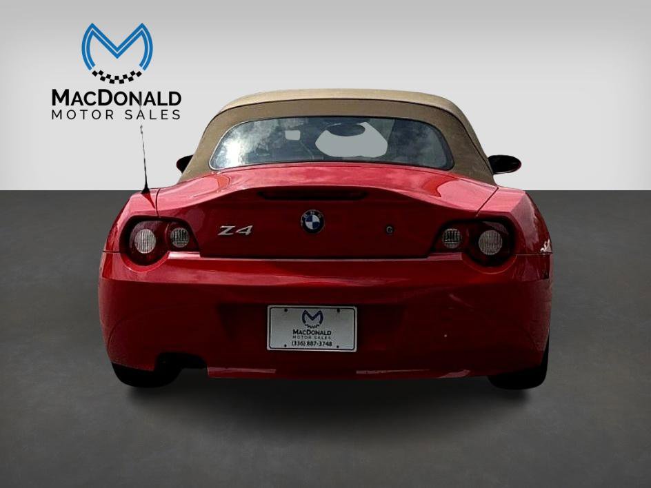 Used 2005 BMW Z4 2.5i image 6