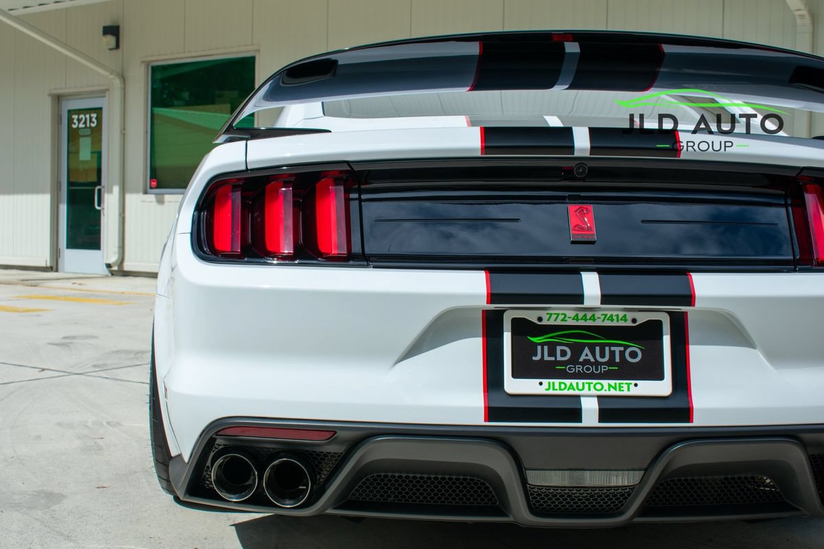 Used 2019 Ford Mustang Shelby GT350R w/ GT350R Equipment Group 920A RWD image 33