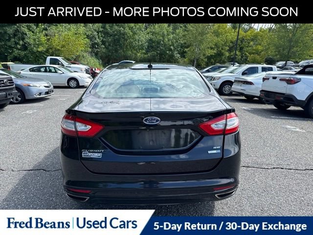 Used 2016 Ford Fusion SE w/ Equipment Group 202A AWD/4WD image 7