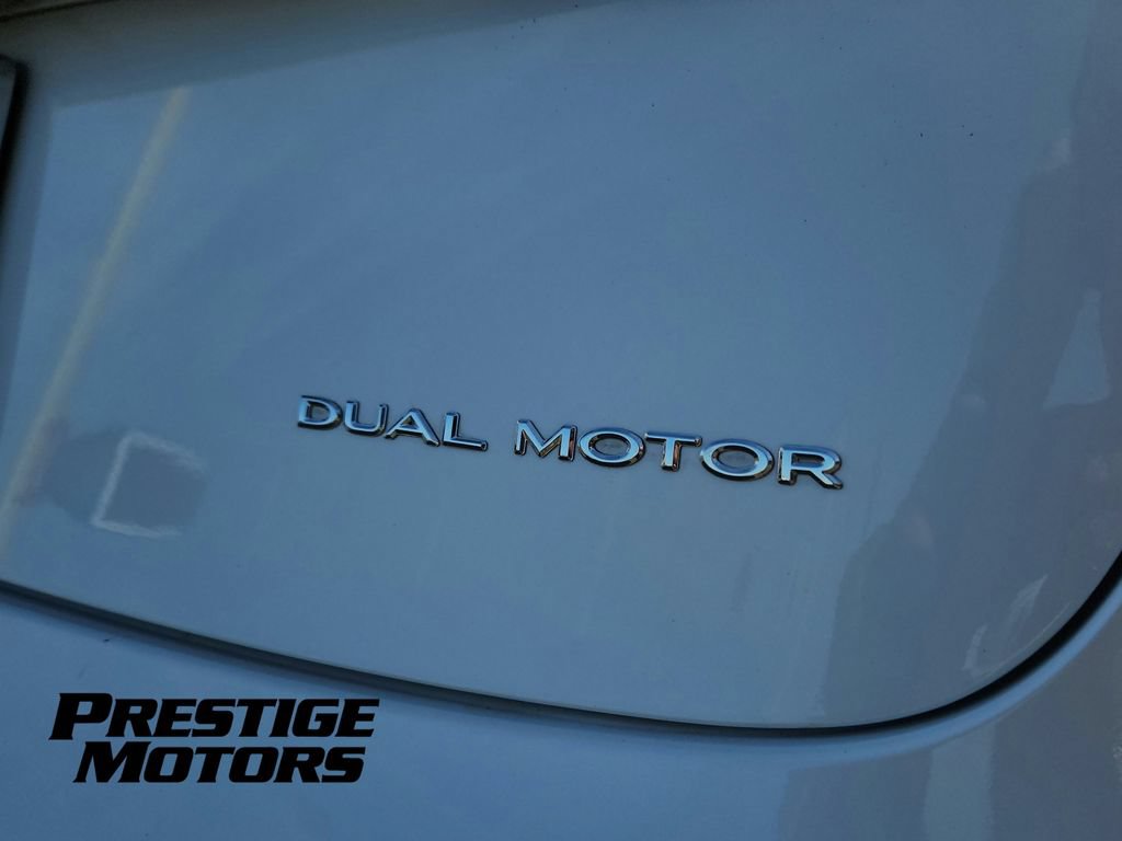 Used 2022 Tesla Model 3 Long Range AWD/4WD image 34